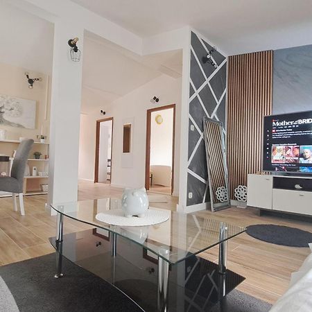 Maria Apartments Kaštela Buitenkant foto