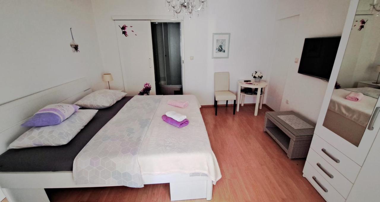 Maria Apartments Kaštela Buitenkant foto